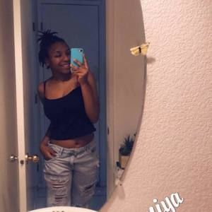 Meet your Posher, Shamiya